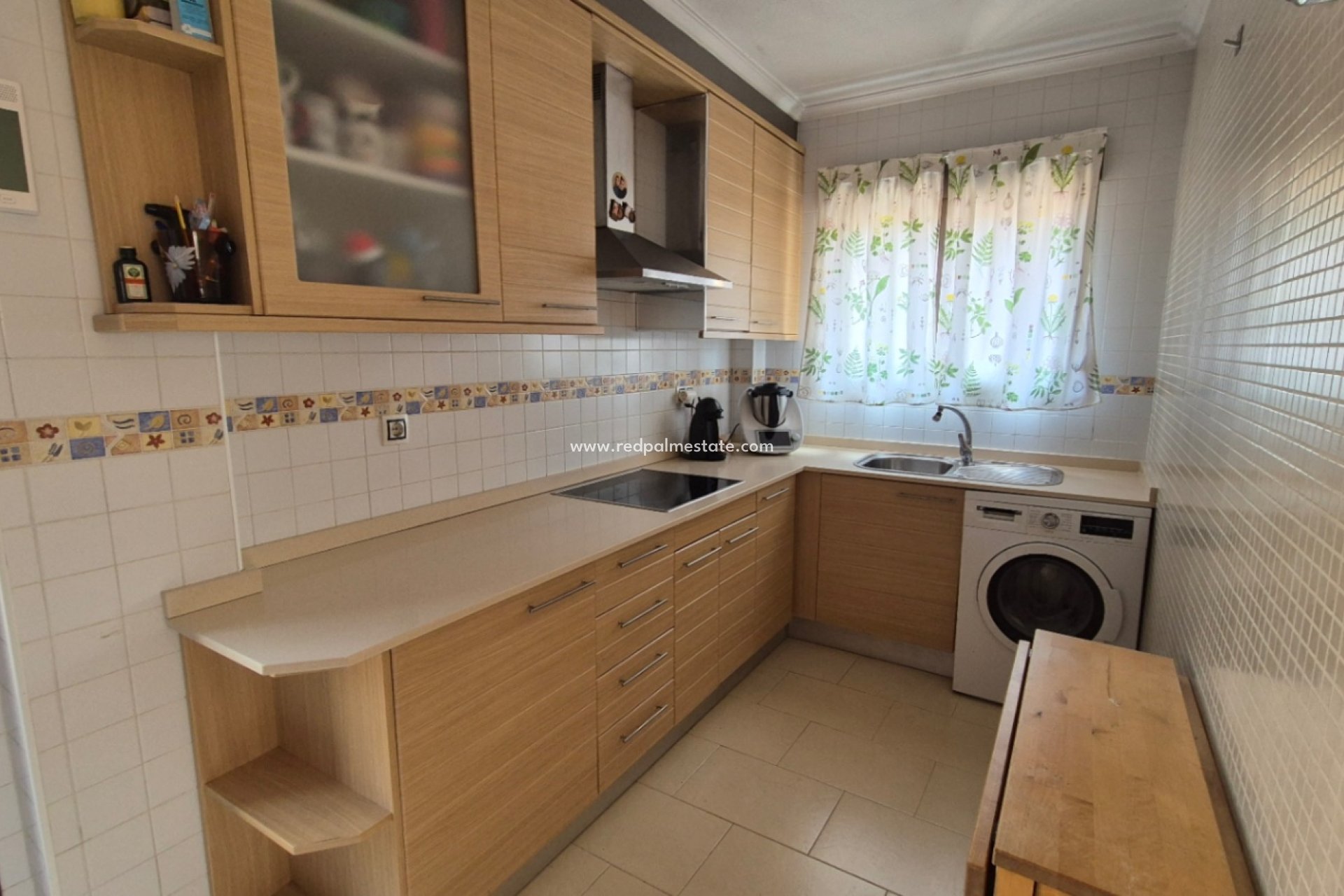 Återförsäljning - Villa -
Torrevieja