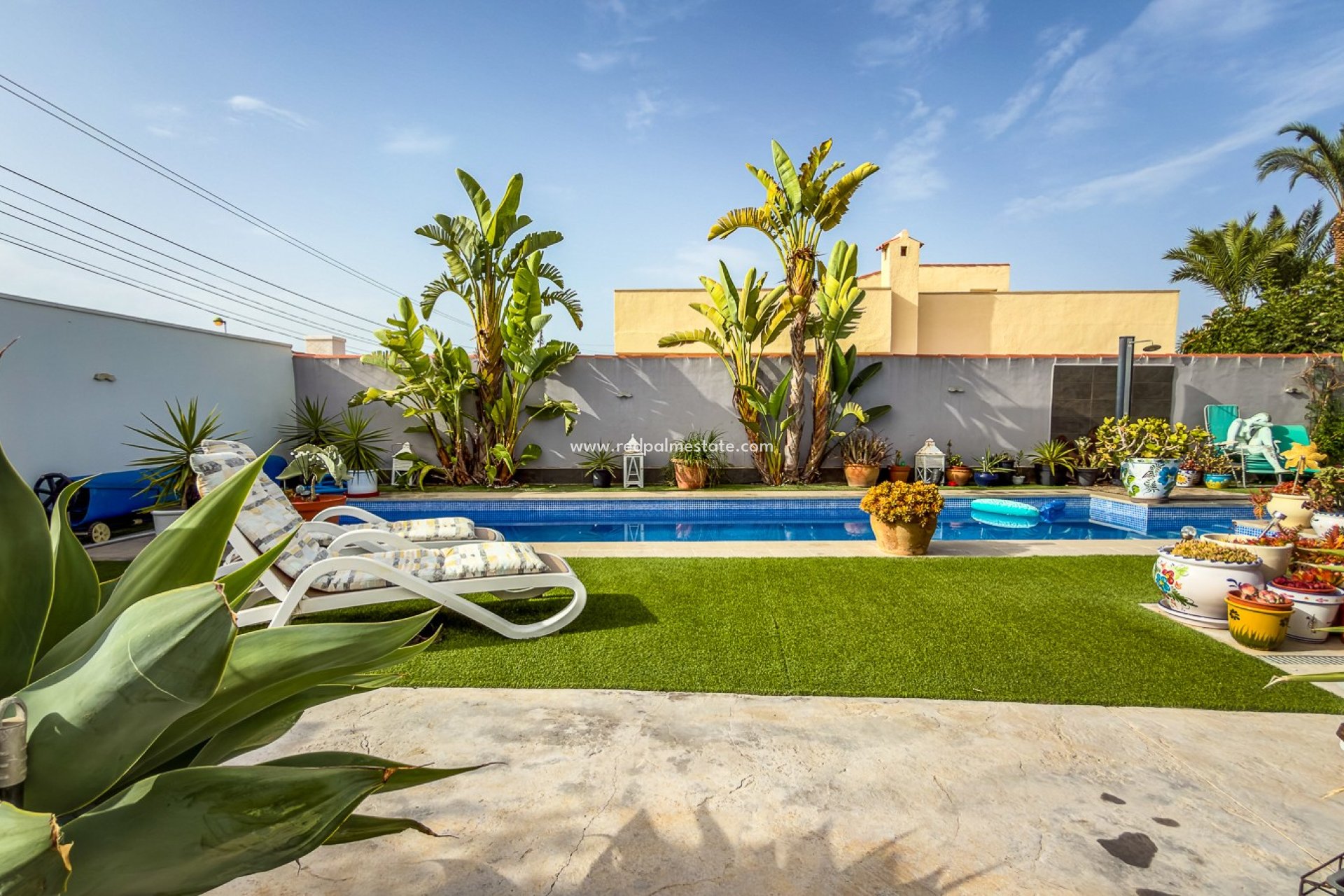 Återförsäljning - Villa -
Torrevieja