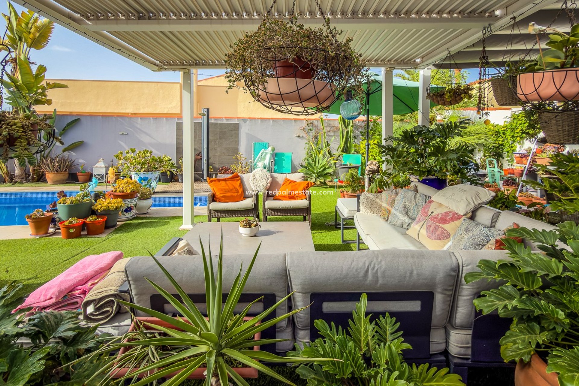 Återförsäljning - Villa -
Torrevieja
