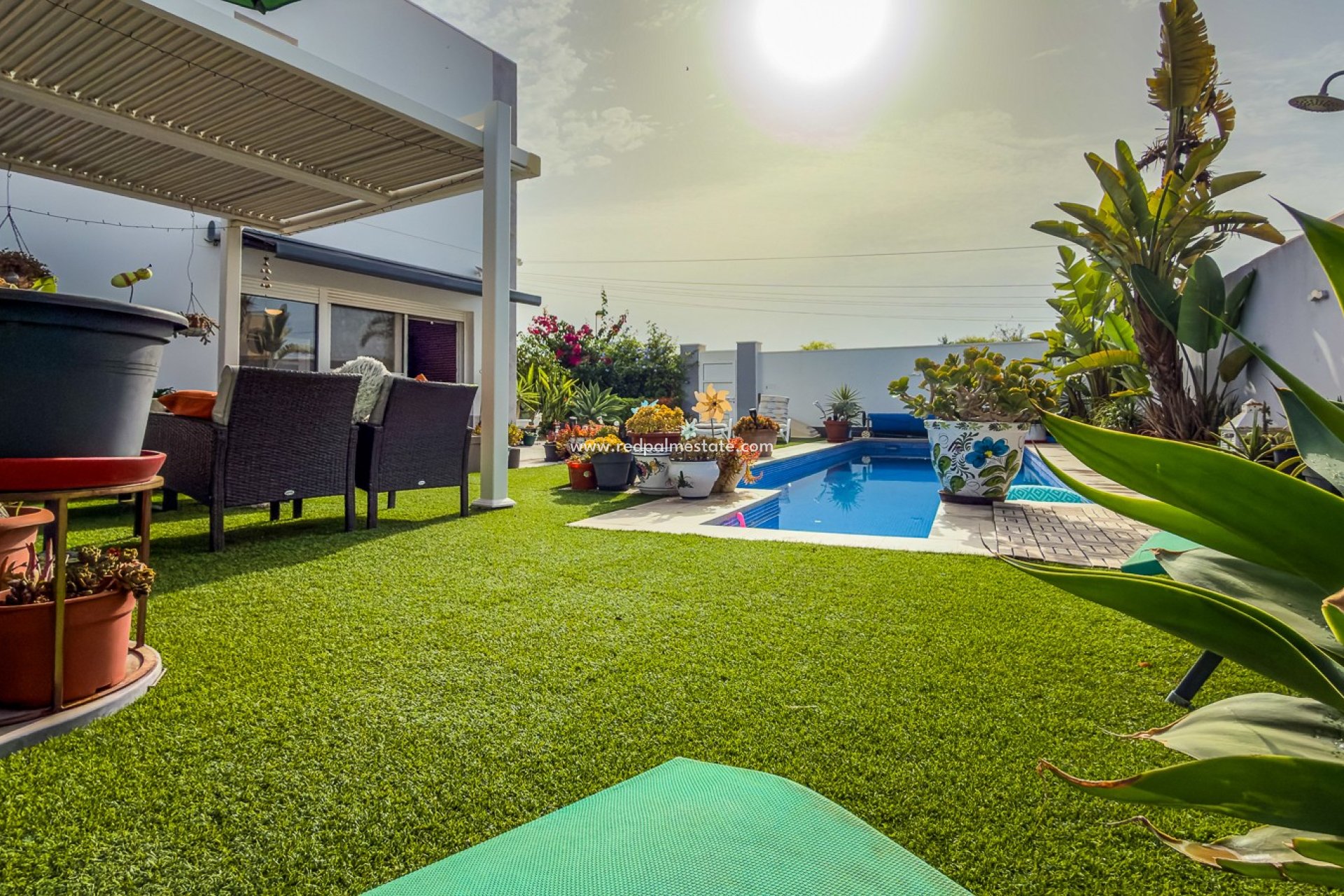Återförsäljning - Villa -
Torrevieja