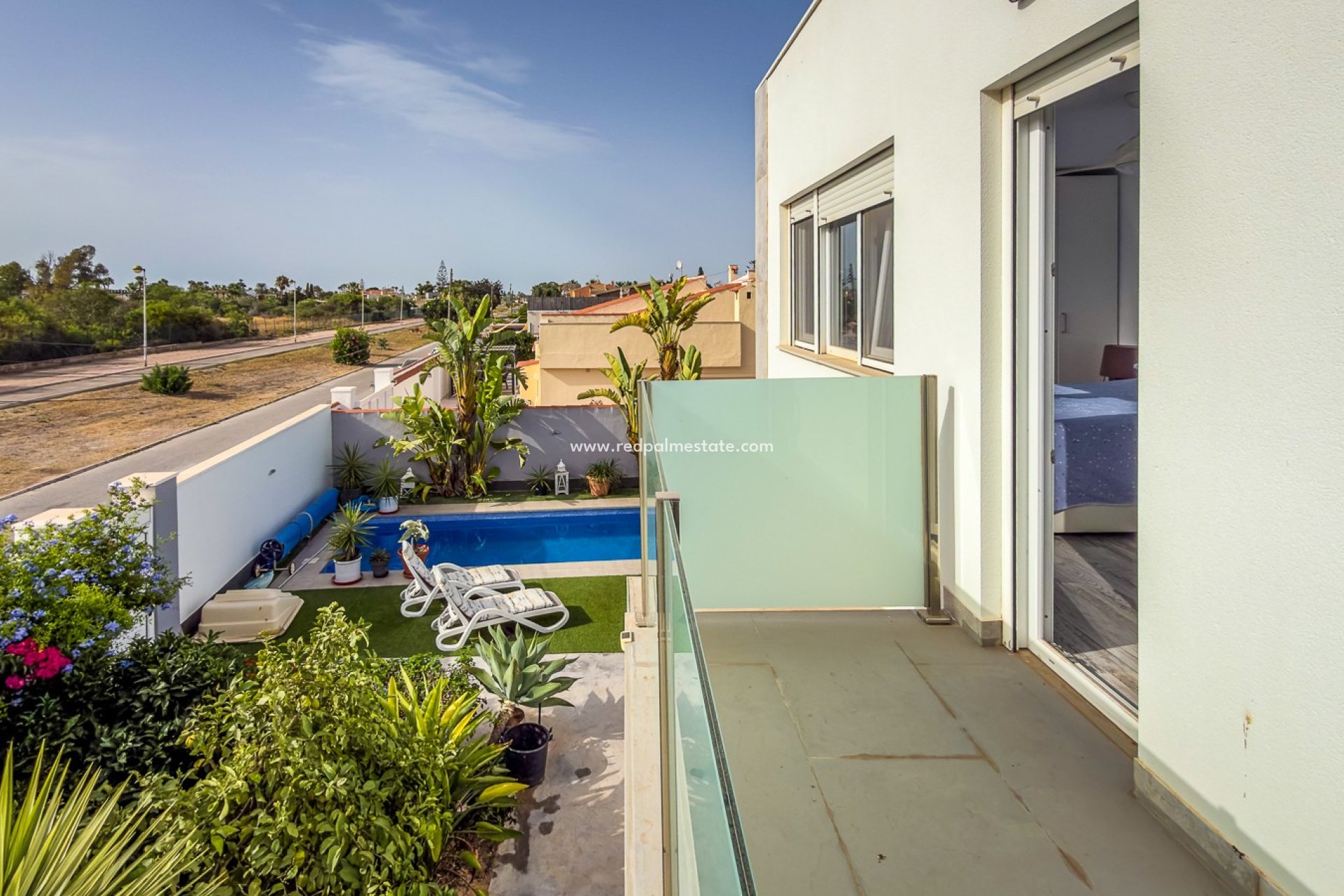 Återförsäljning - Villa -
Torrevieja