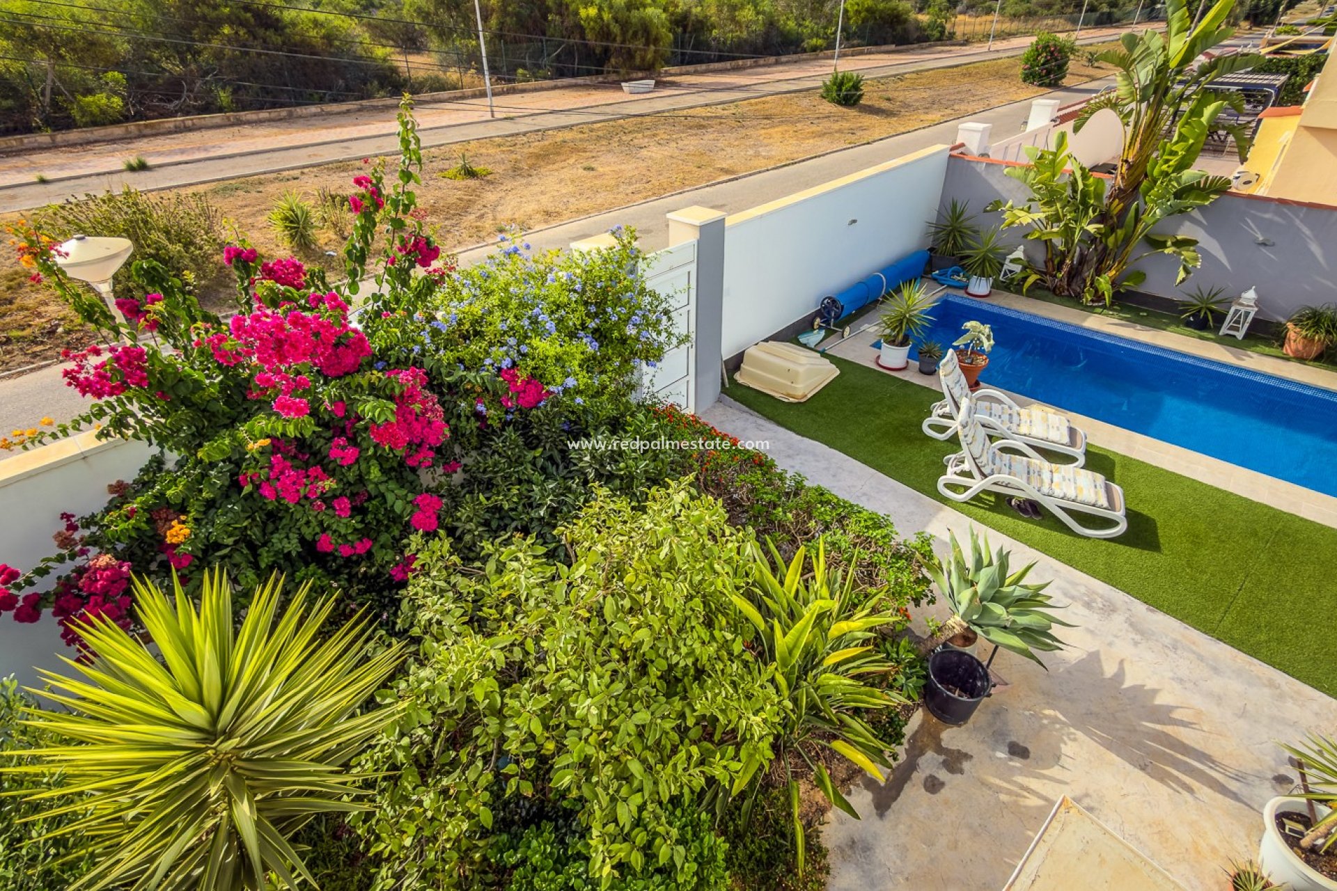 Återförsäljning - Villa -
Torrevieja