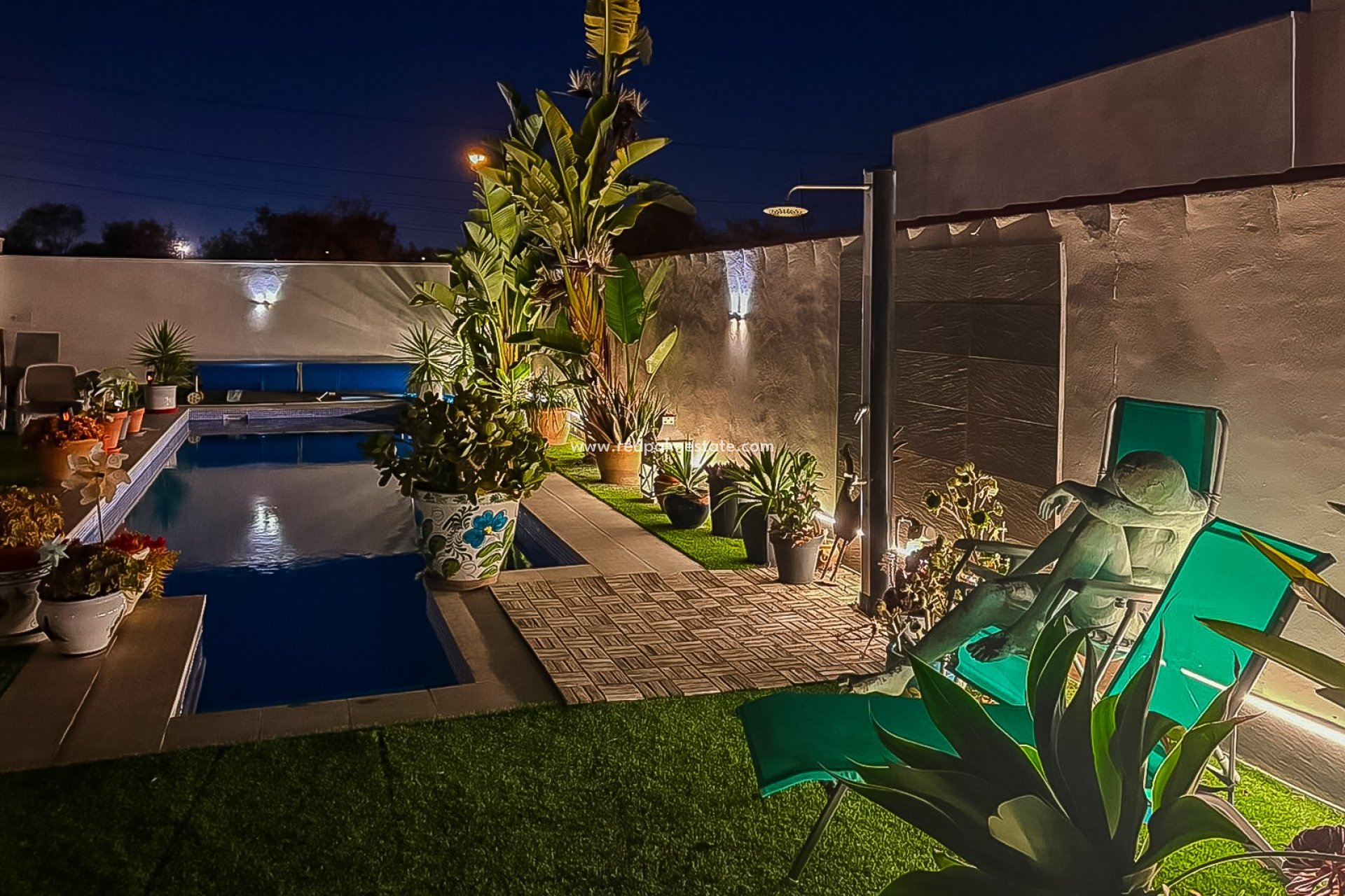 Återförsäljning - Villa -
Torrevieja