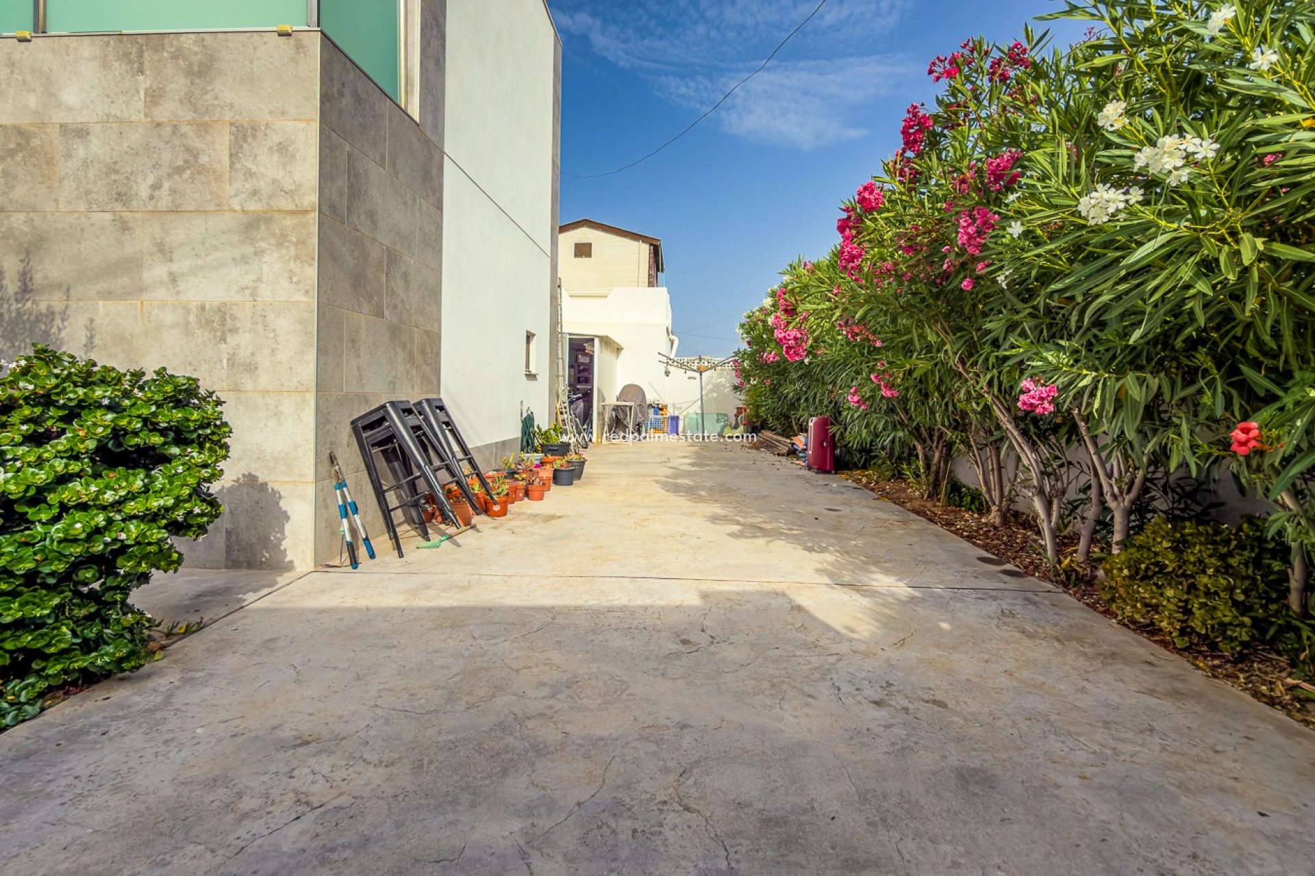 Återförsäljning - Villa -
Torrevieja