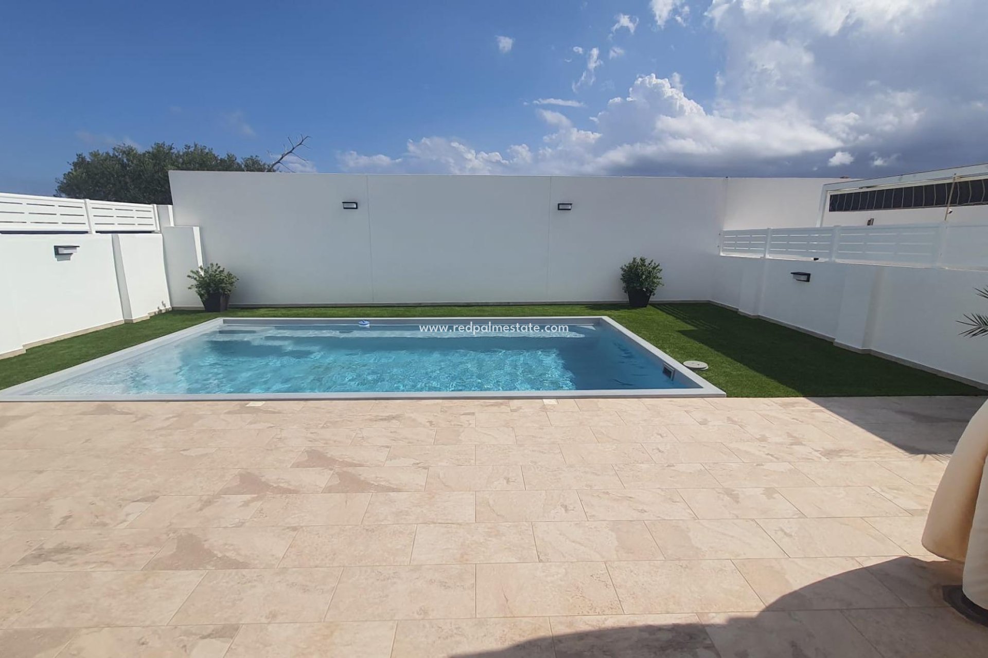 Återförsäljning - Villa -
Torrevieja