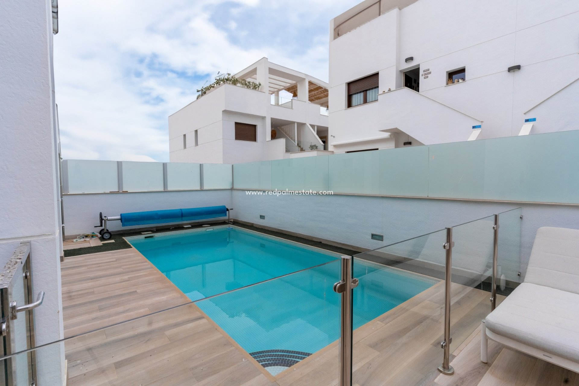 Återförsäljning - Villa -
Torrevieja