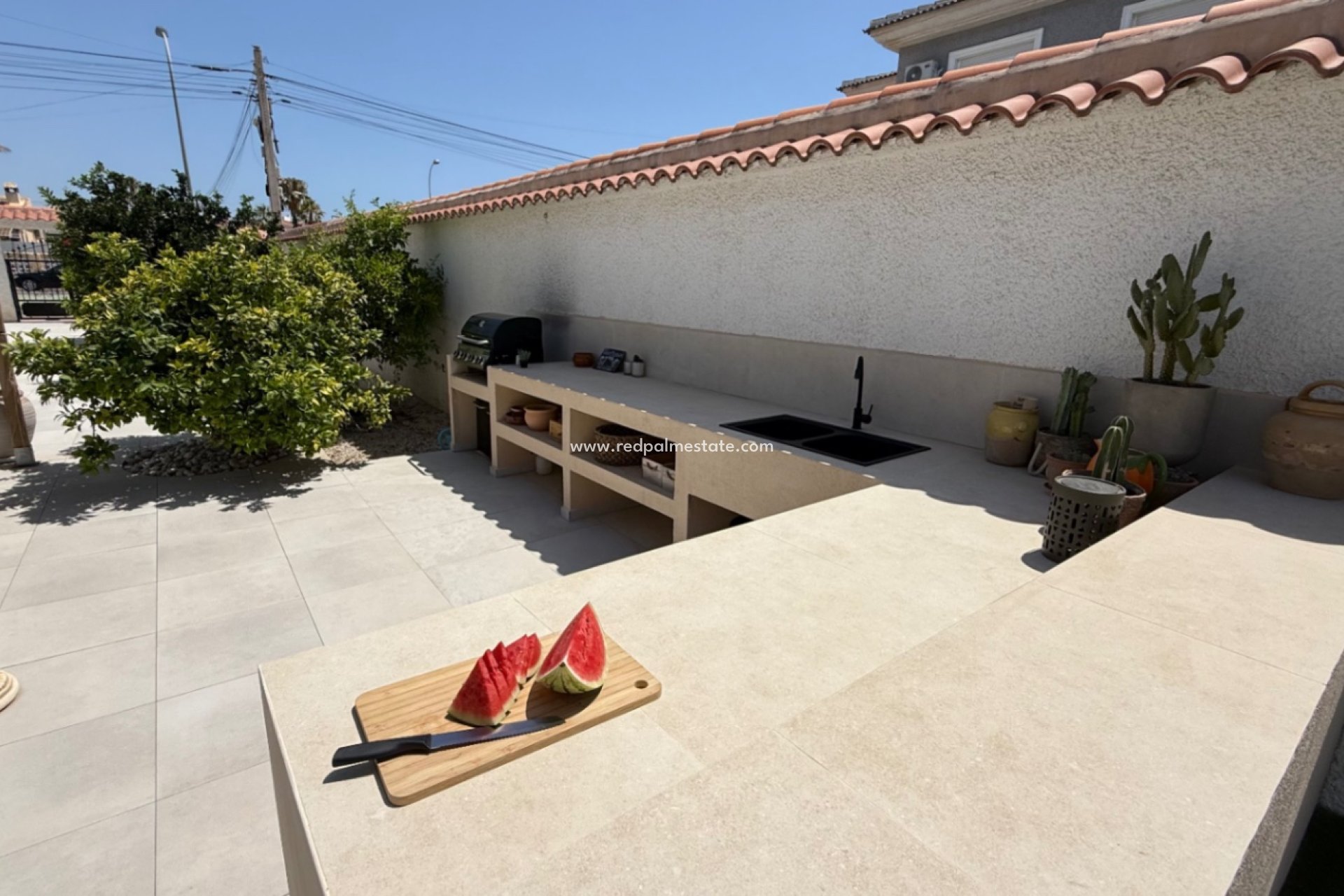 Återförsäljning - Villa -
Torrevieja