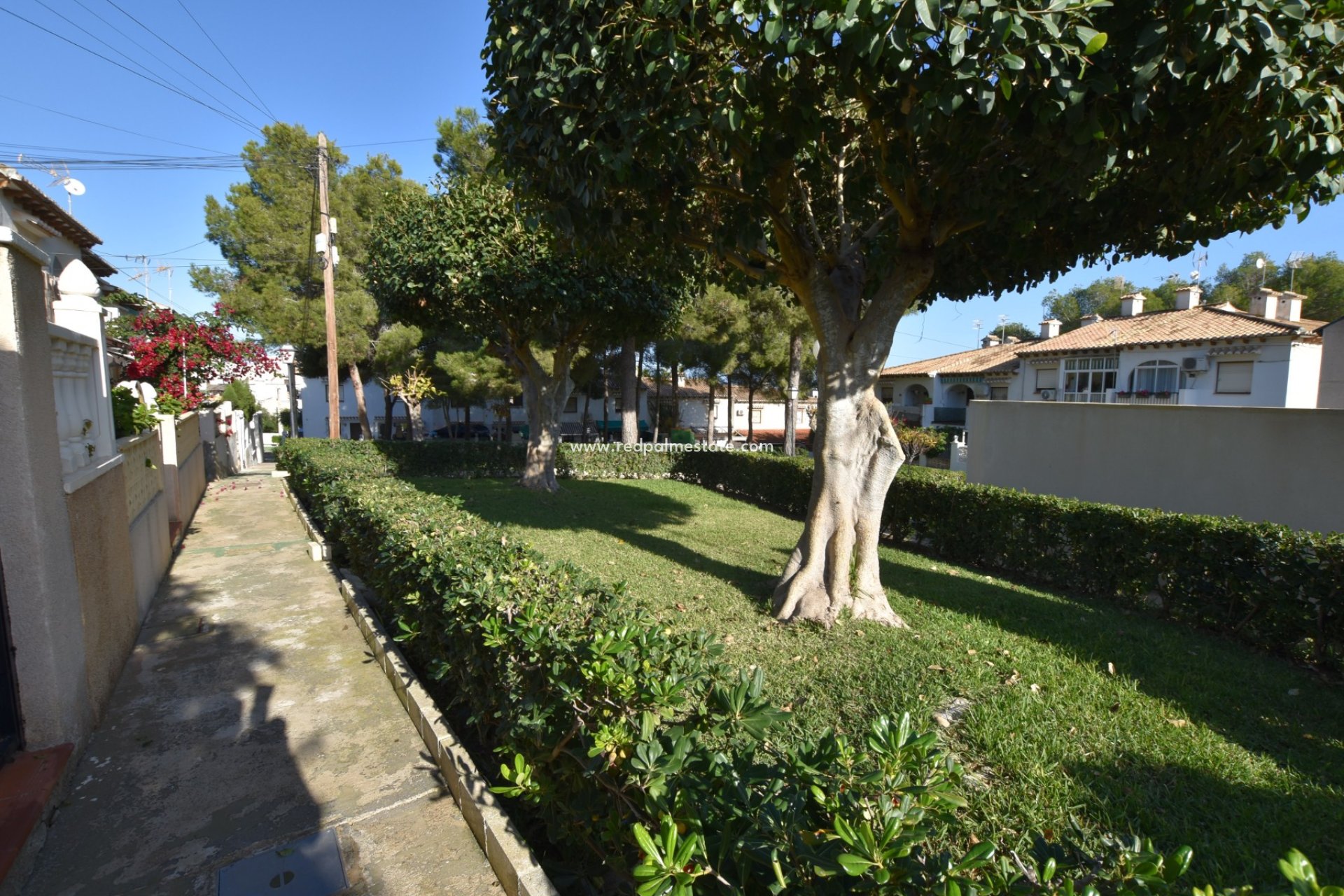 Återförsäljning - Villa -
Torrevieja