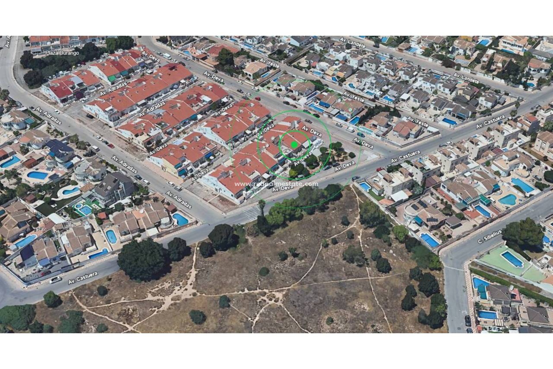 Återförsäljning - Villa -
Torrevieja