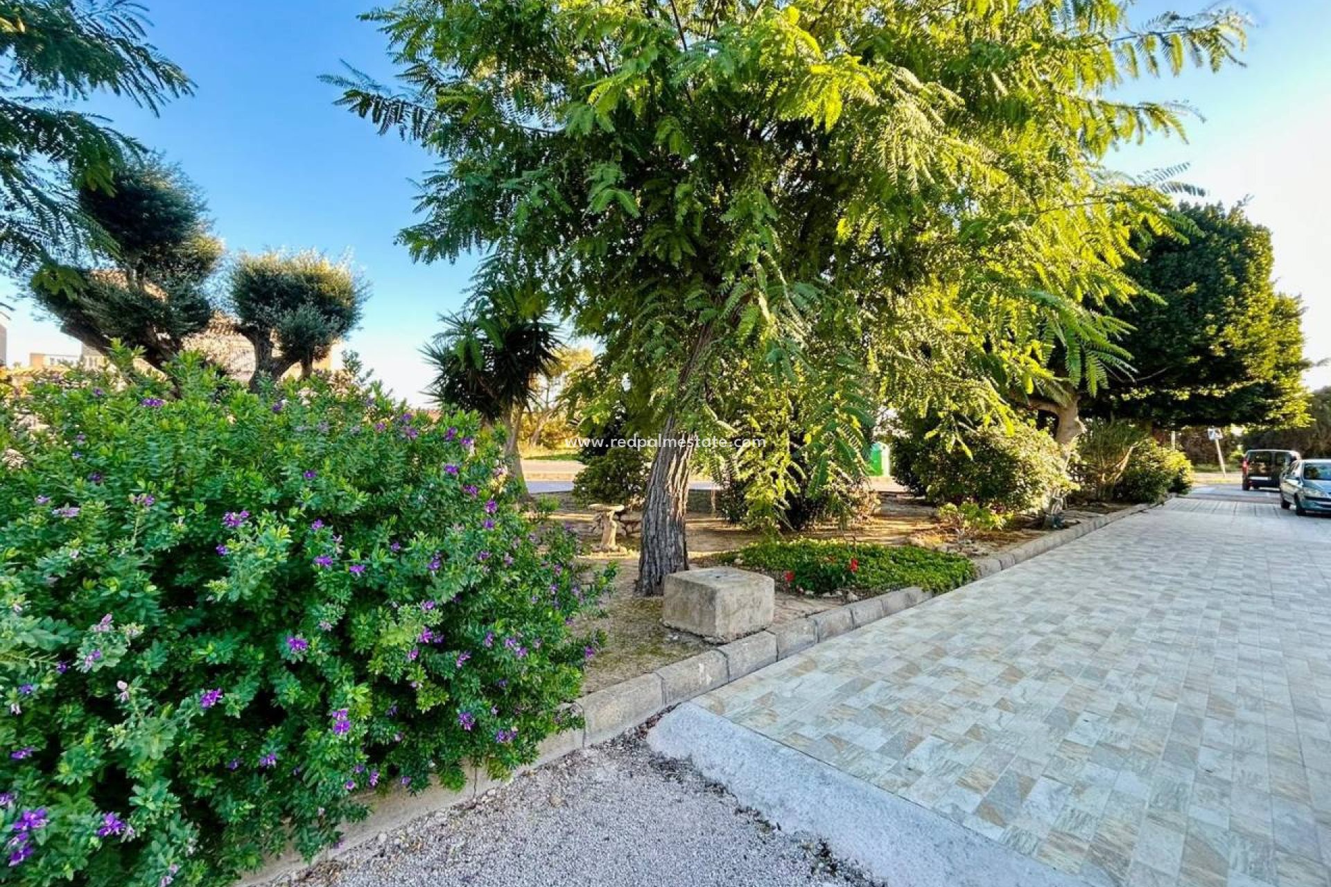 Återförsäljning - Villa -
Torrevieja