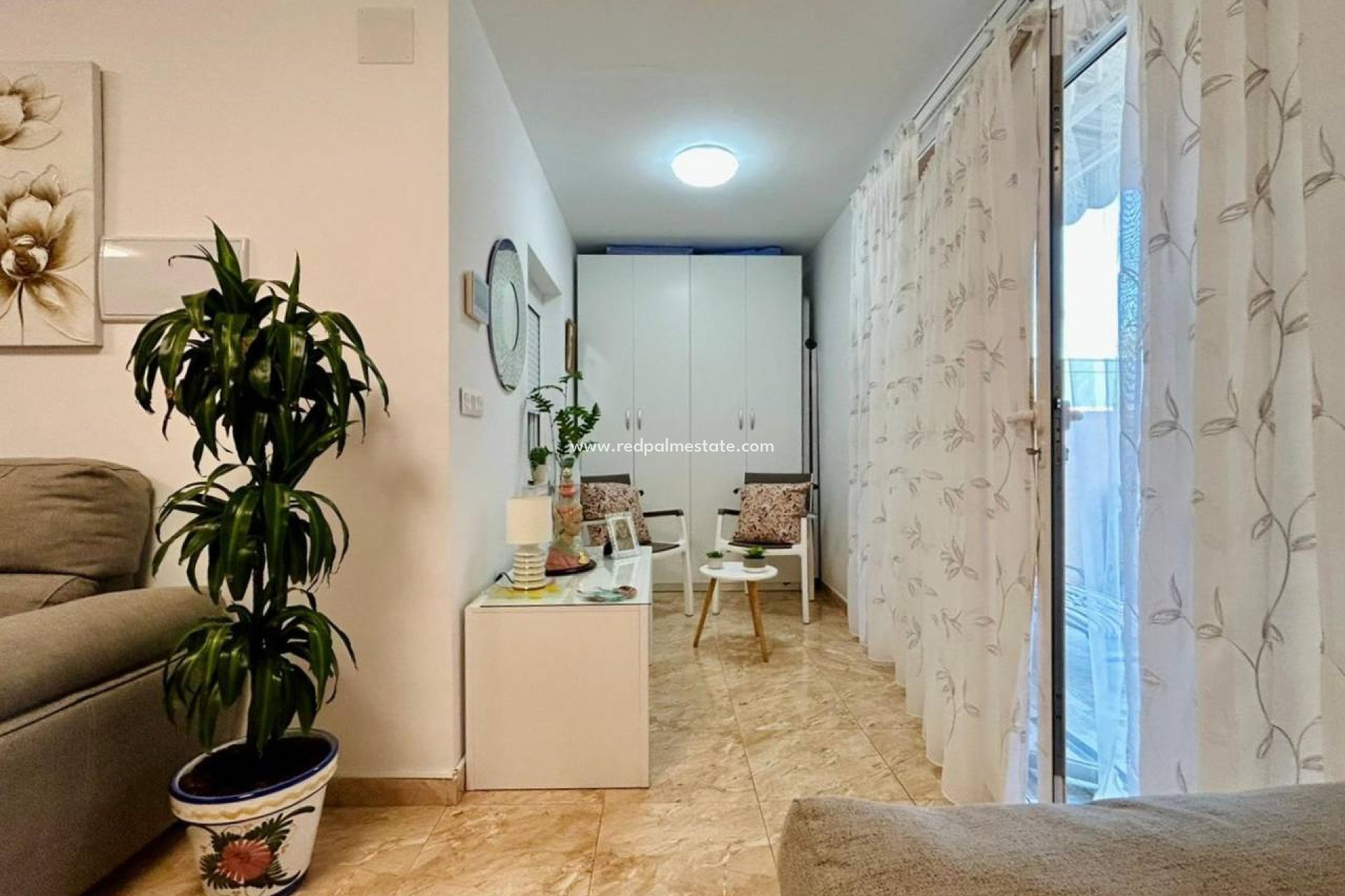 Återförsäljning - Villa -
Torrevieja