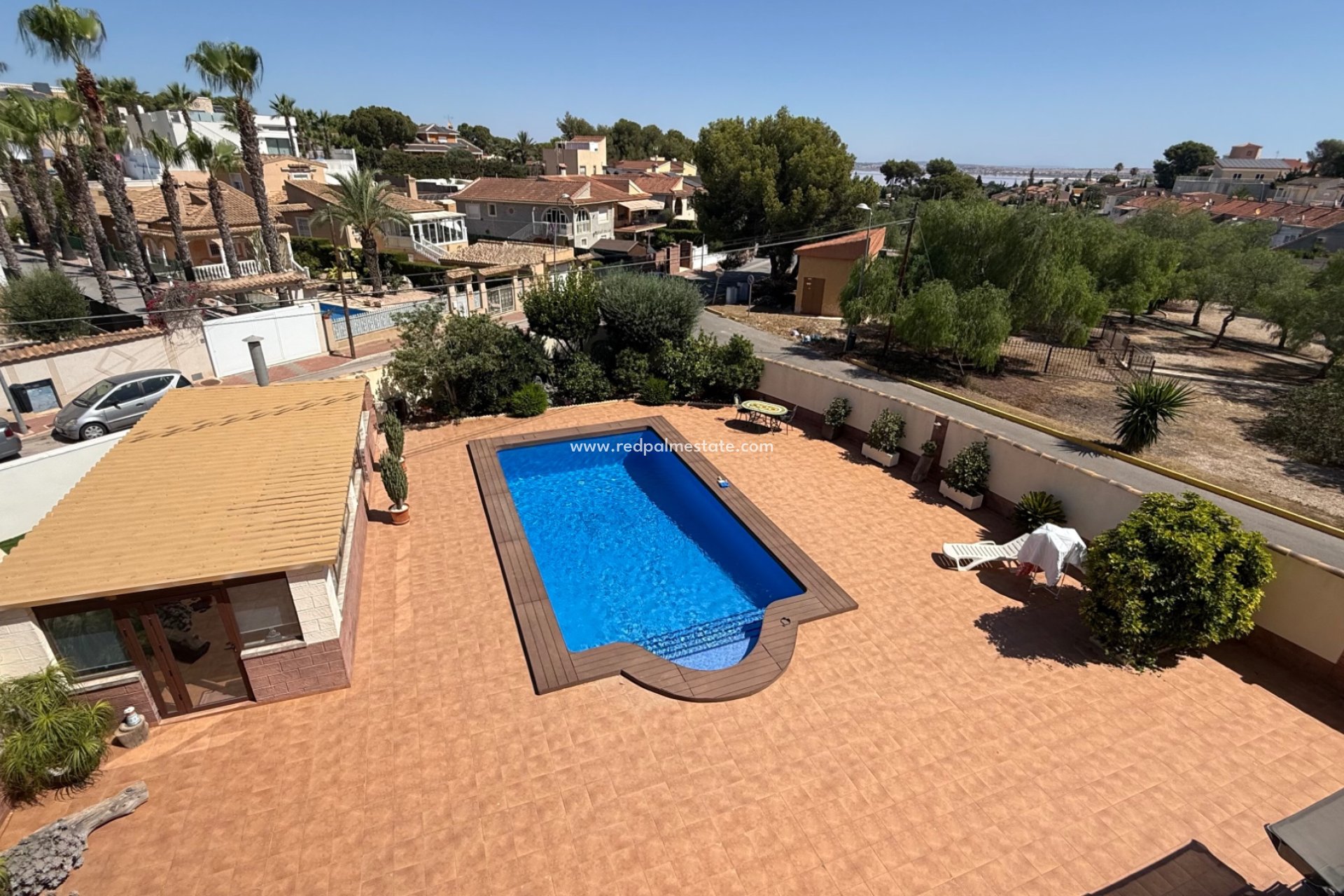 Återförsäljning - Villa -
Torrevieja