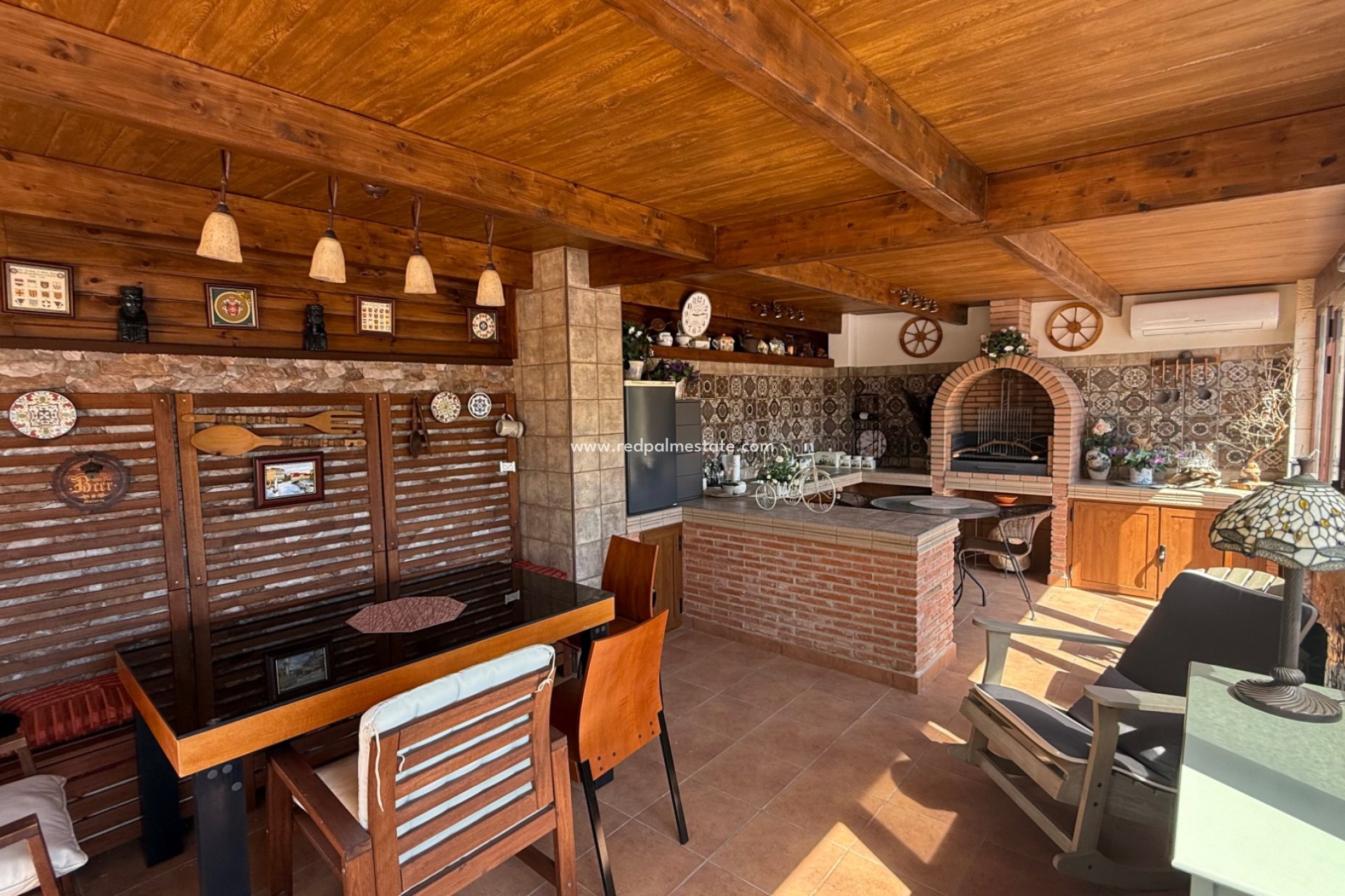 Återförsäljning - Villa -
Torrevieja