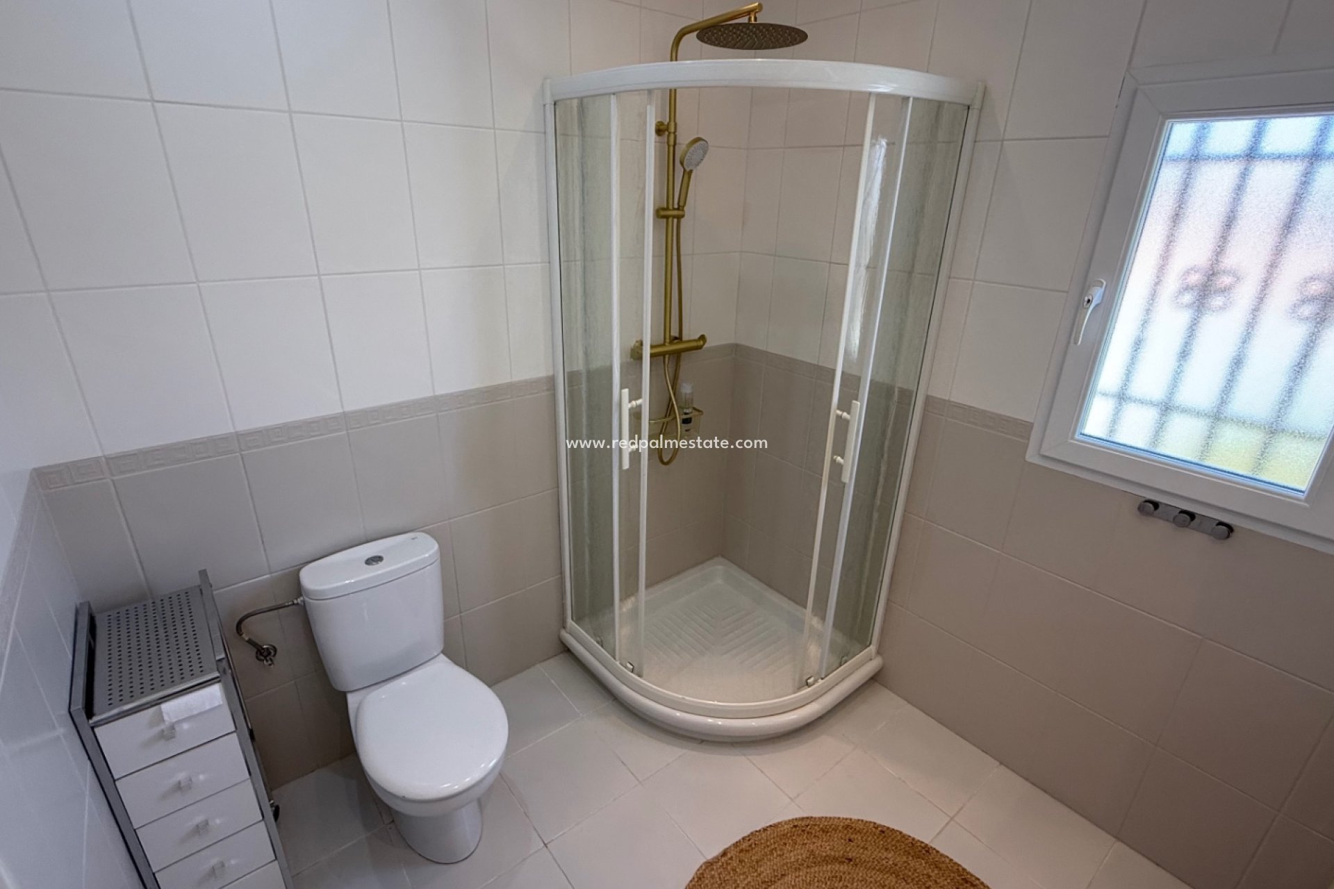 Återförsäljning - Villa -
Torrevieja