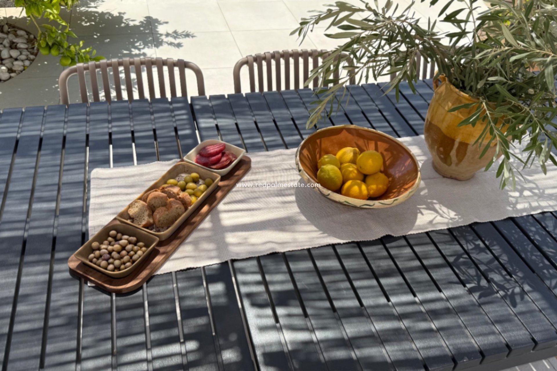 Återförsäljning - Villa -
Torrevieja