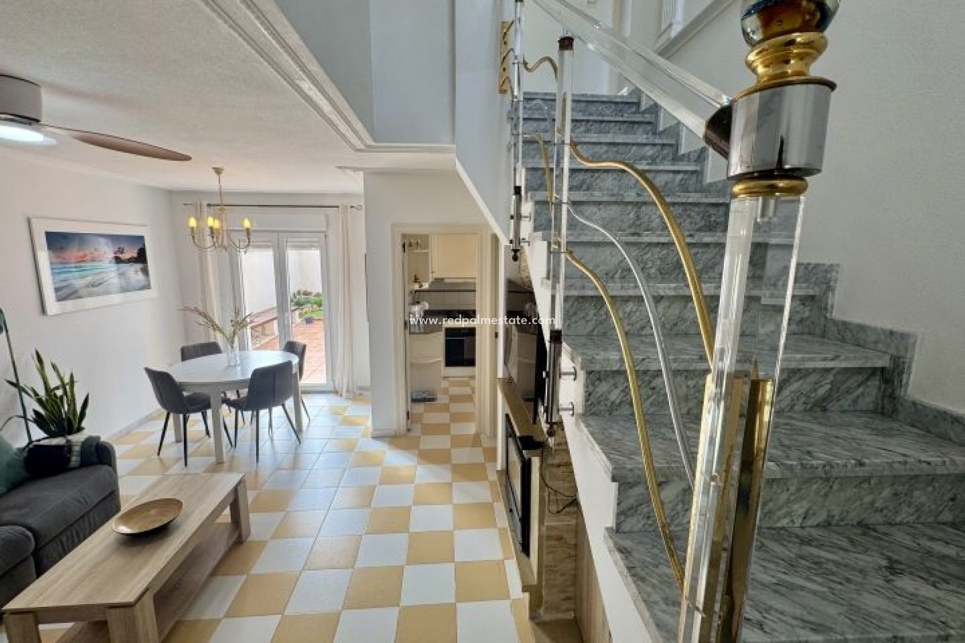 Återförsäljning - Villa -
Torrevieja