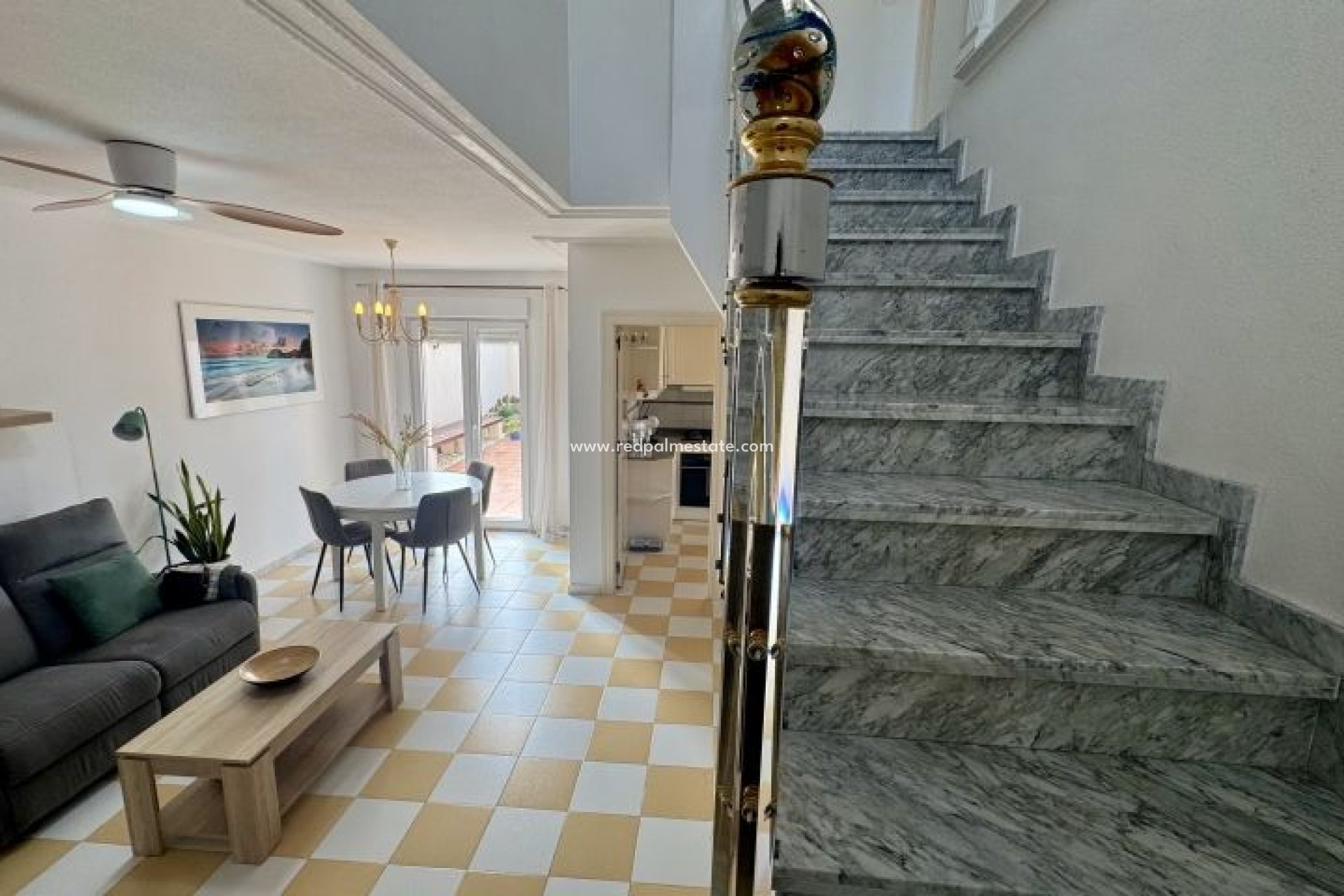 Återförsäljning - Villa -
Torrevieja