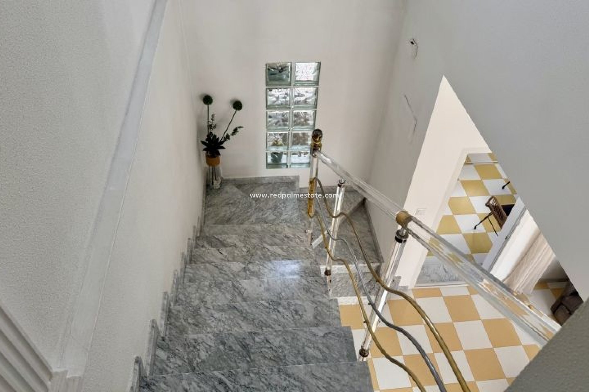 Återförsäljning - Villa -
Torrevieja