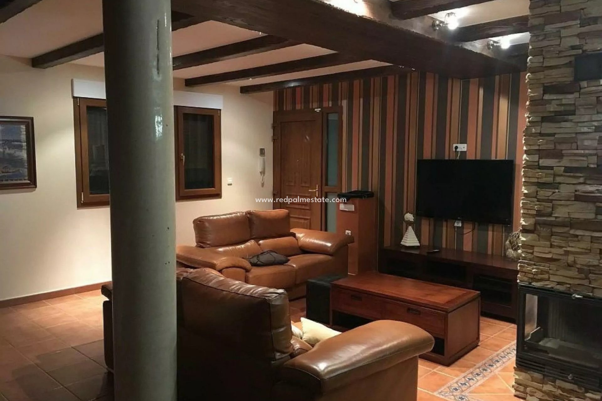 Återförsäljning - Villa -
Villena