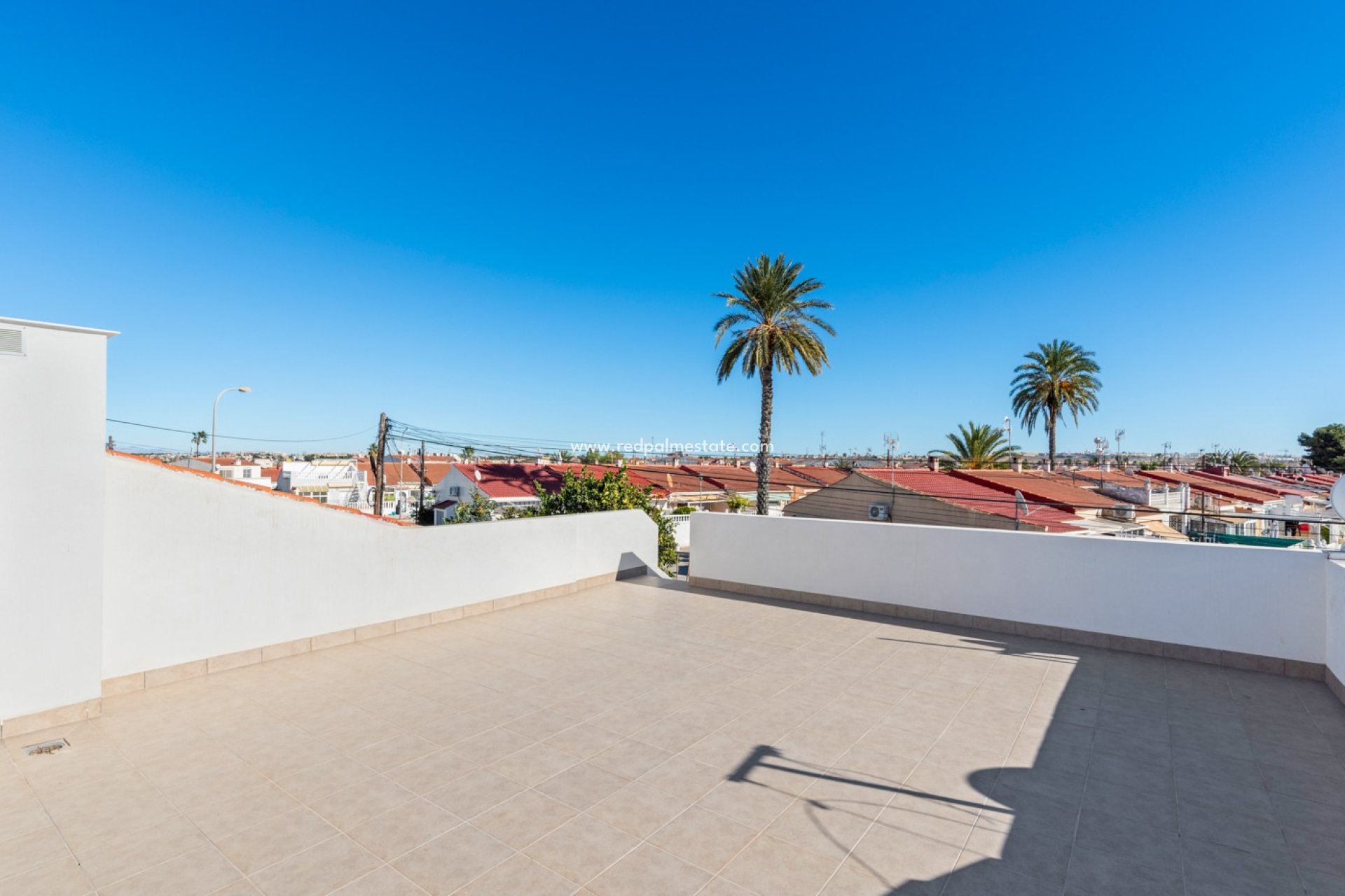 Bungalow 3 bedrooms in Torrevieja-Red Palm Estate