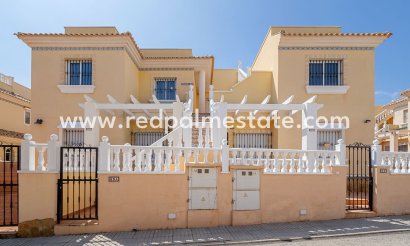 Bungalow - Återförsäljning - Orihuela Costa - Costa Blanca
