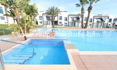 Bungalow - Återförsäljning - Orihuela Costa - La Zenia