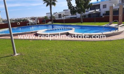 Bungalow - Återförsäljning - Orihuela Costa - PAU 26