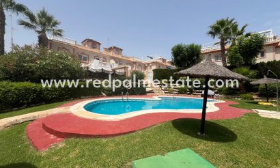 Bungalow - Återförsäljning - Orihuela Costa - Punta Prima