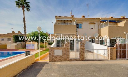 Bungalow - Återförsäljning - Torrevieja - Aguas Nueva