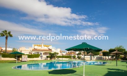 Bungalow - Återförsäljning - Torrevieja - Los Altos