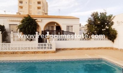 Bungalow - Återförsäljning - Torrevieja - Nueva Torrevieja - Aguas Nuevas