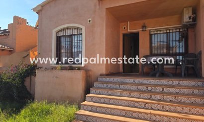 Bungalow - Återförsäljning - Torrevieja - Zona Los Frutales