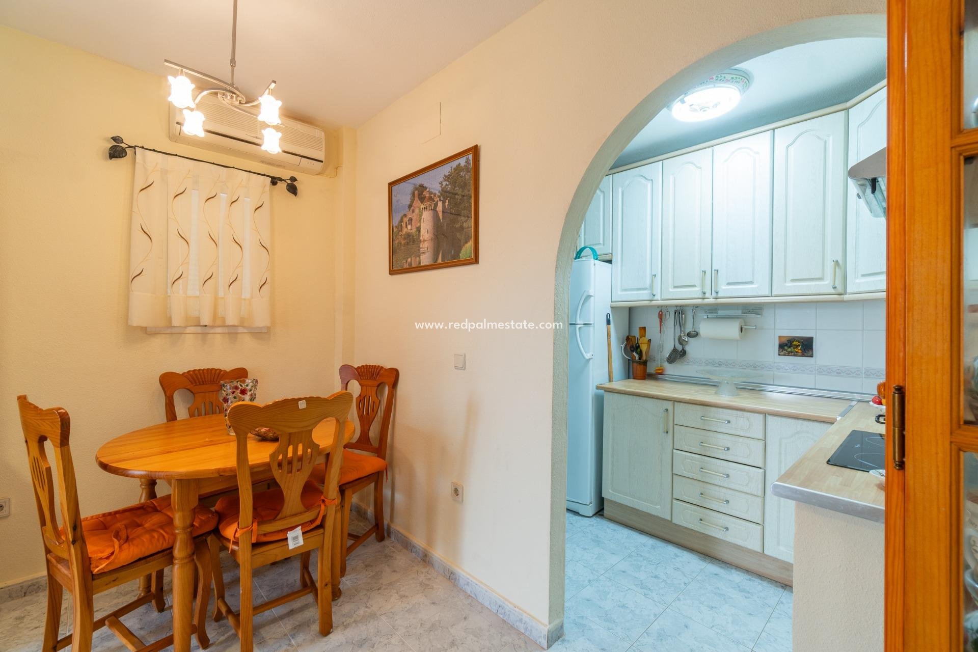  - Bungalow -
Orihuela Costa - Playa Flamenca