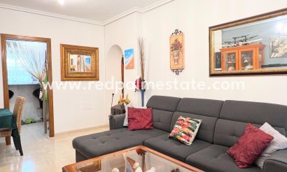 Bungalow - Resale - Orihuela Costa -
                Los balcones