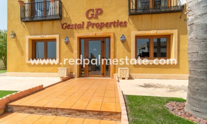 Business - Long Term Rental - Orihuela Costa -
                Villamartín