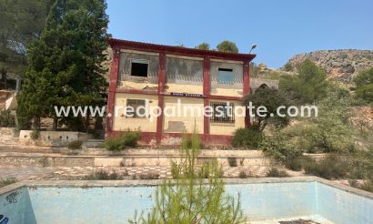 Business - Resale - Salinas - Inland