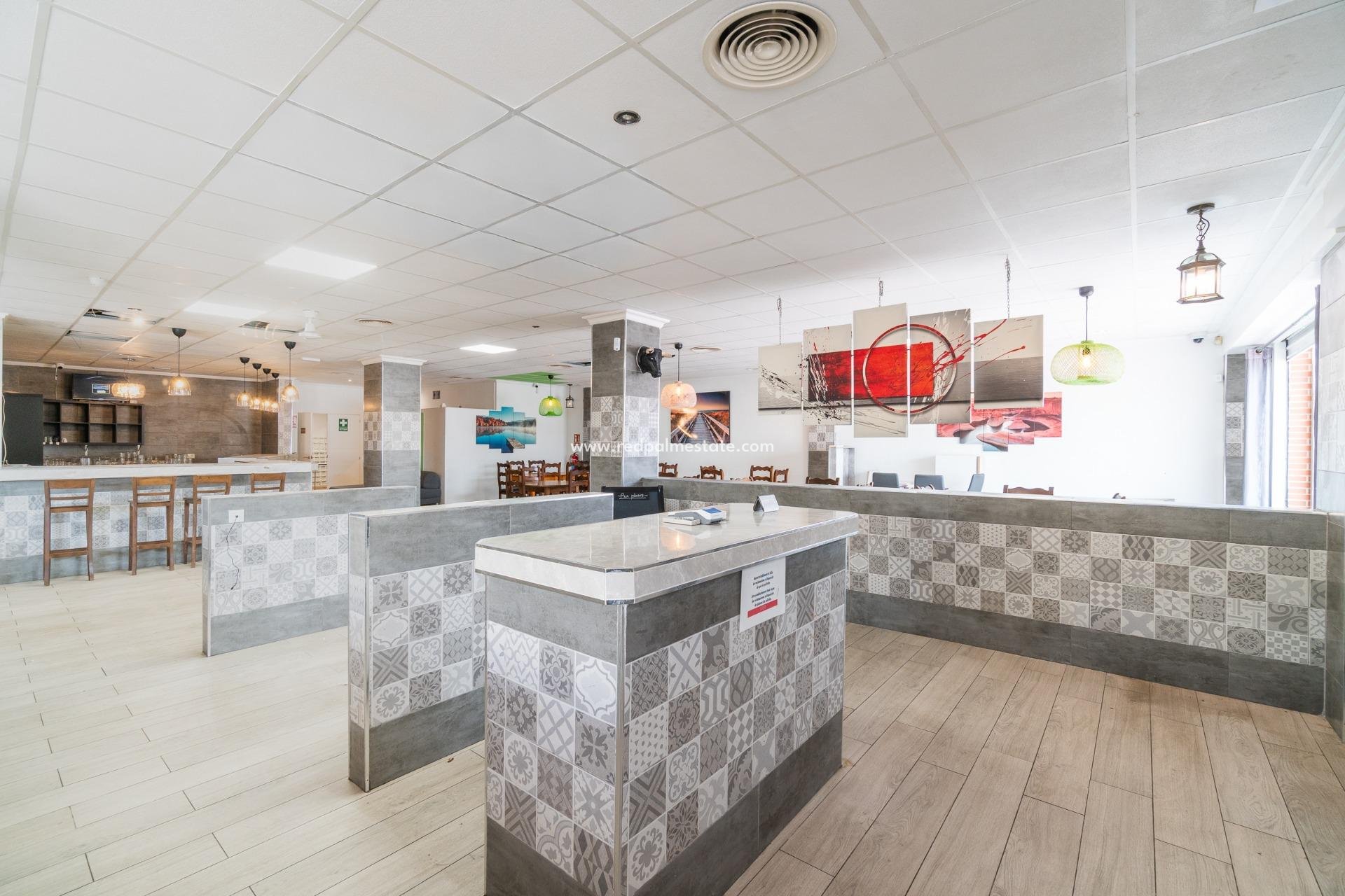  - Business -
San Fulgencio - La Marina