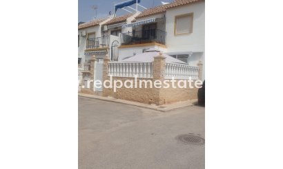 Byhus - Videresalg - Torrevieja - La Siesta - El Salado - Torreta