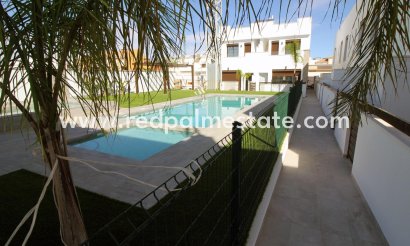 Casa Adosada - Obra nueva -
            Pilar de la Horadada - TLRS-50762