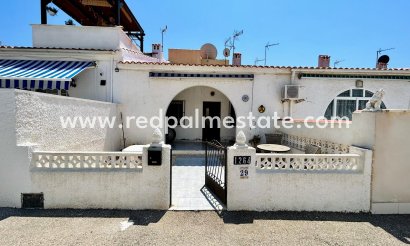 Casa Adosada - Reventa - Torrevieja -
                Torrevieja