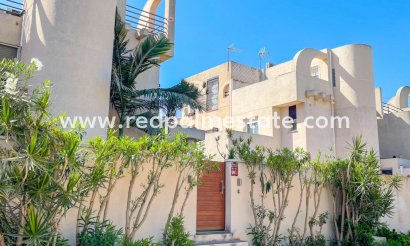 Casa Adosada - Reventa - Torrevieja - Torrevieja