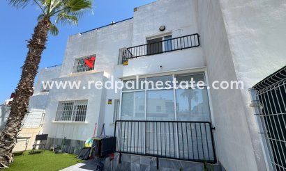 Casa Adosada - Reventa - Torrevieja - Torrevieja