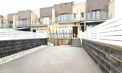 Casa Adosada - Reventa - Torrevieja - Torrevieja