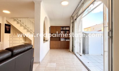 Casa Adosada - Reventa - Torrevieja - Torrevieja