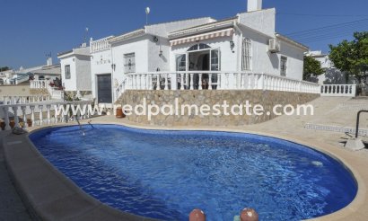 Casa de Pueblo - Reventa - Torrevieja - Torrevieja