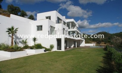 Detached Villa - Resale - Monte Mayor - Monte Mayor