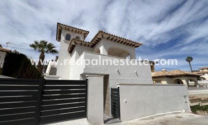 Detached Villa - Resale - Orihuela Costa - Costa Blanca