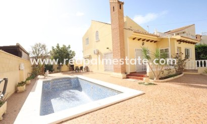 Detached Villa - Resale - Orihuela Costa - Costa Blanca