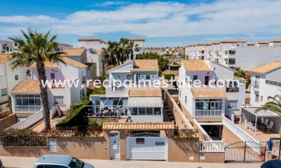 Detached Villa - Resale - Orihuela Costa - Punta Prima