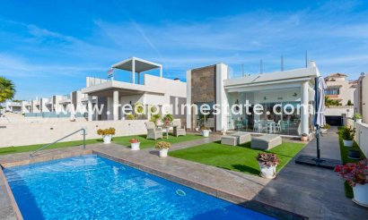 Detached Villa - Resale - Orihuela Costa - Villamartín